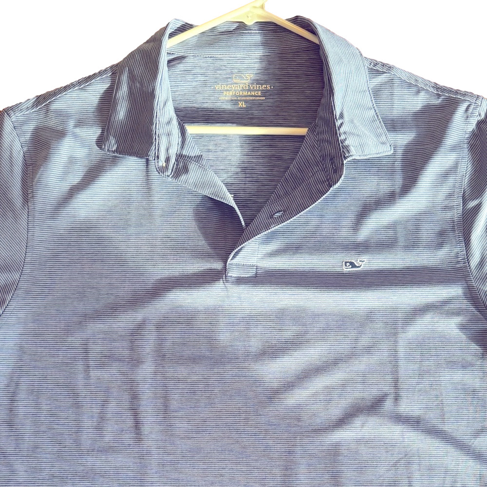 NWOT Vineyard Vines Performance Polo Mens XL Golf Shirt - Never Worn.